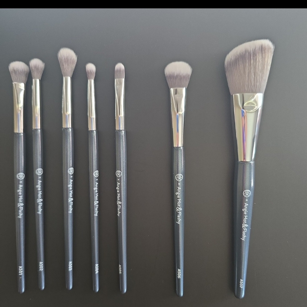 Angie Makeup Beauty Brush Set - Black and Silver